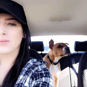 Meet your Posher, Ashley